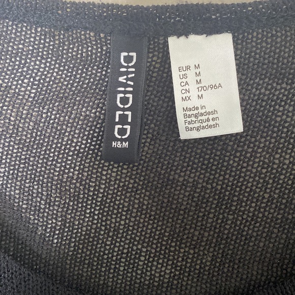 H&M Divided Black size medium long sleeve light sweater. - Picture 2 of 4